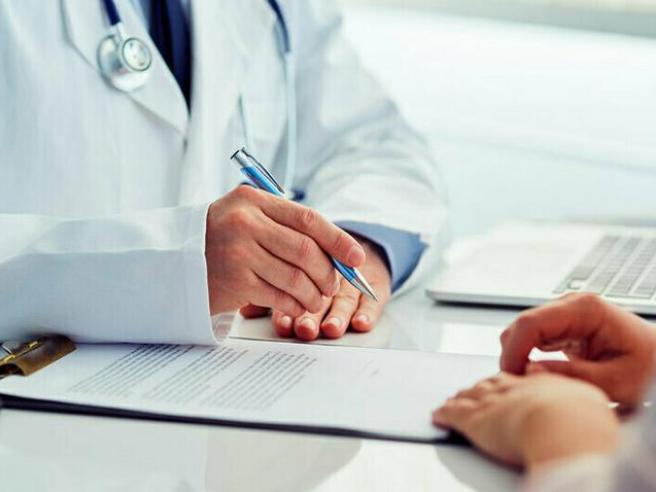 Libera professione o dipendenza: la scelta al medico di famiglia