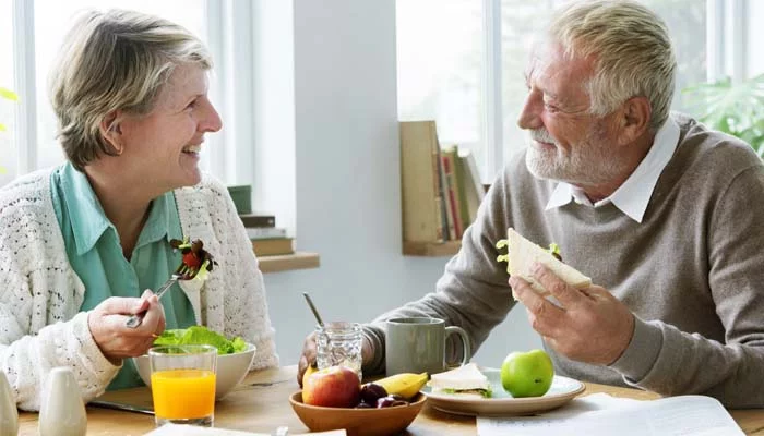 Il ruolo della dieta mediterranea sul cervello nella cura dell'alzheimer