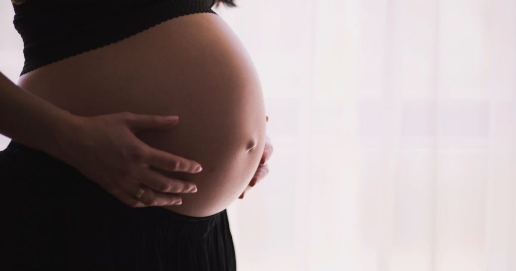 Visite specialistiche, diagnosi precoce e prevenzione per scongiurare i decessi materni